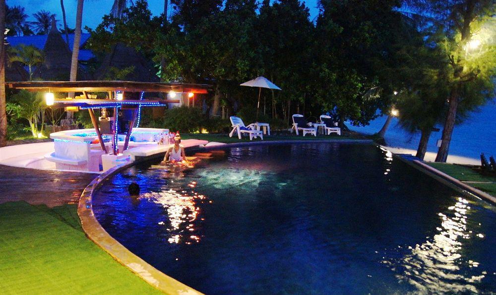 B52 Beach Resort Пханган Экстерьер фото